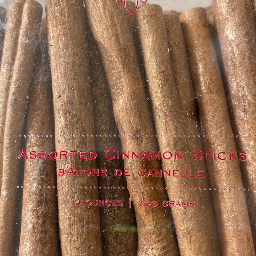 POTTERY BARN Gold Glitter Cinnamon Sticks